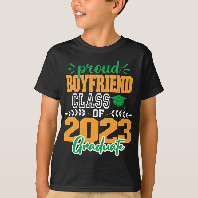 T-shirt Fier BOYFRIEND d'une classe de 2023 SCRIPT MODERNE (Devant)