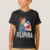 Fier drapeau philippin femme Philippines