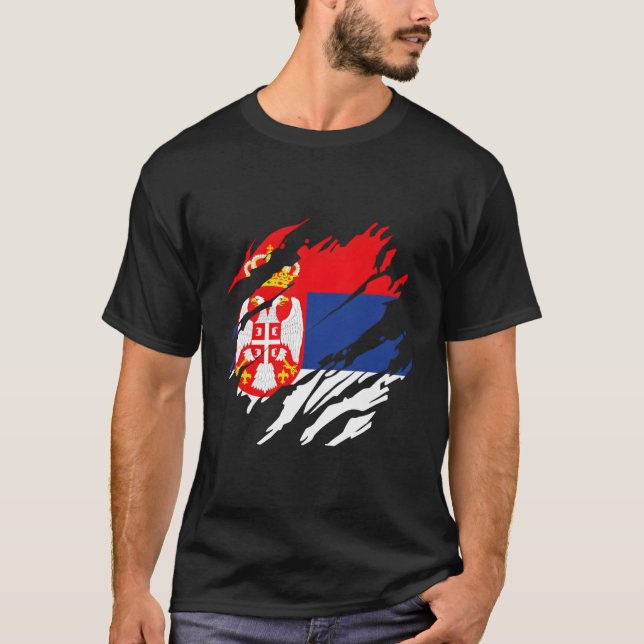 T-shirt Fier drapeau serbe en Serbie (Devant)