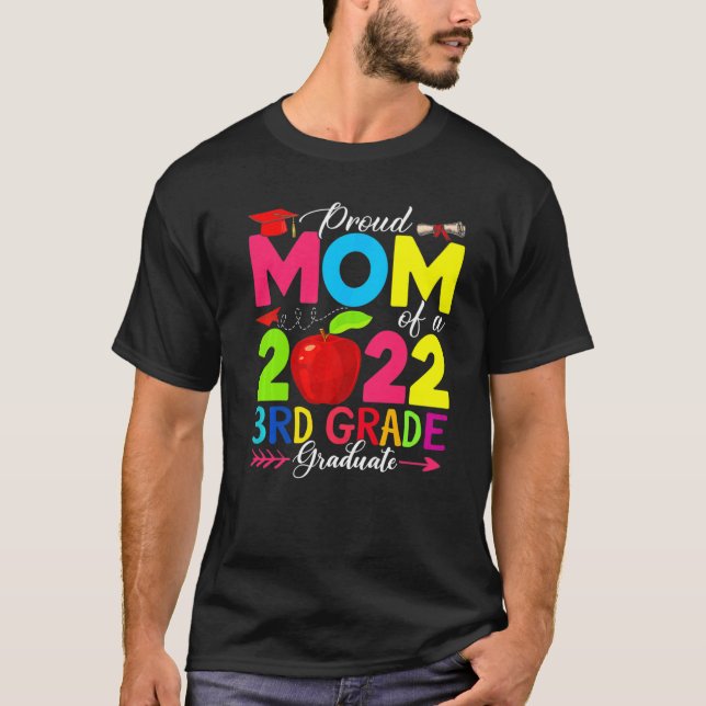T-shirt Fier Maman Classe De 2022 Doctorat 3E Grade Doc (Devant)