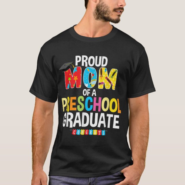 T-shirt Fier Maman D'Un Cadeau De Diplôme D'Études Préscol (Devant)