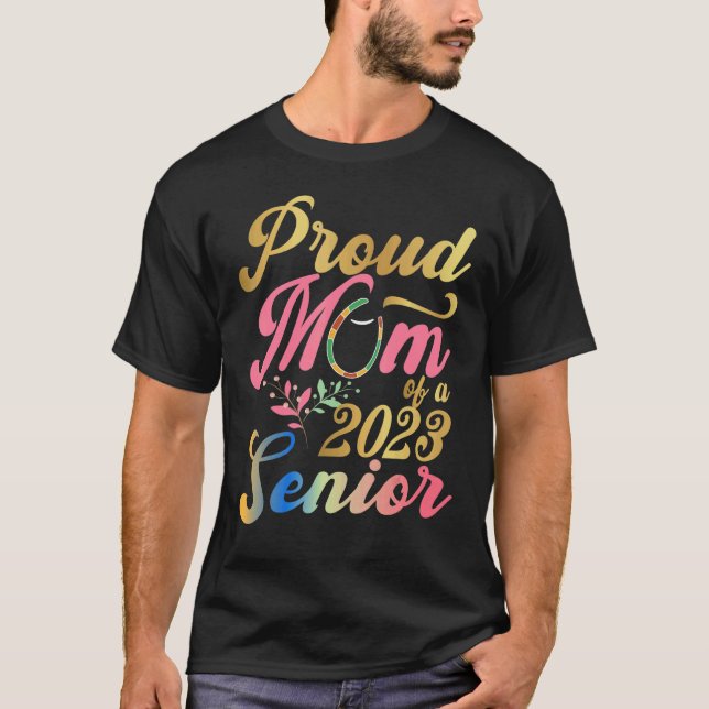 T-shirt Fier Maman d'un Diplôme Supérieur 2023 (Devant)