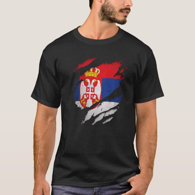 T-shirt Fier serbe déchiré a déchiré le drapeau serbe (Devant)