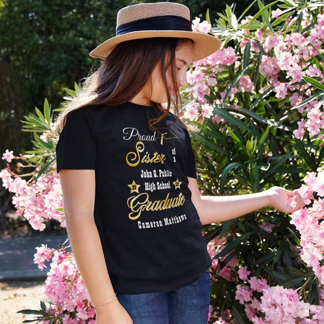 T-Shirt Fier Soeur du Diplômé Nom | Diplôme scolaire (Créateur téléchargé)