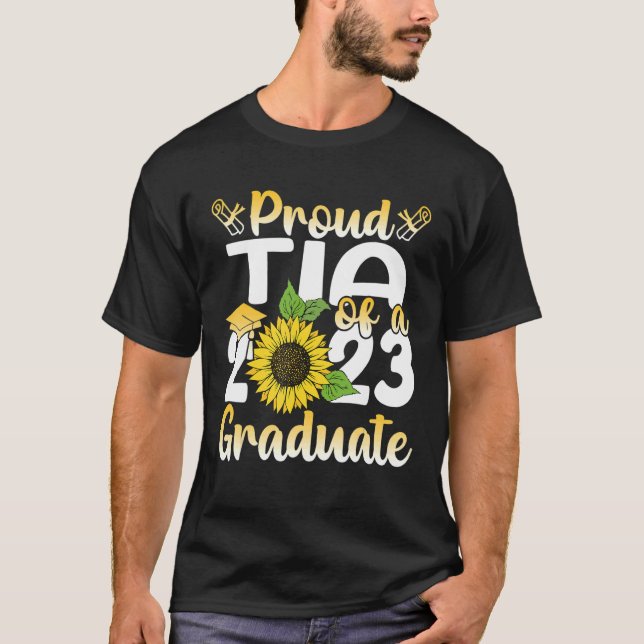 T-shirt Fier Tia D'Une Classe De 2023 Diplômé Senior 23 Su (Devant)
