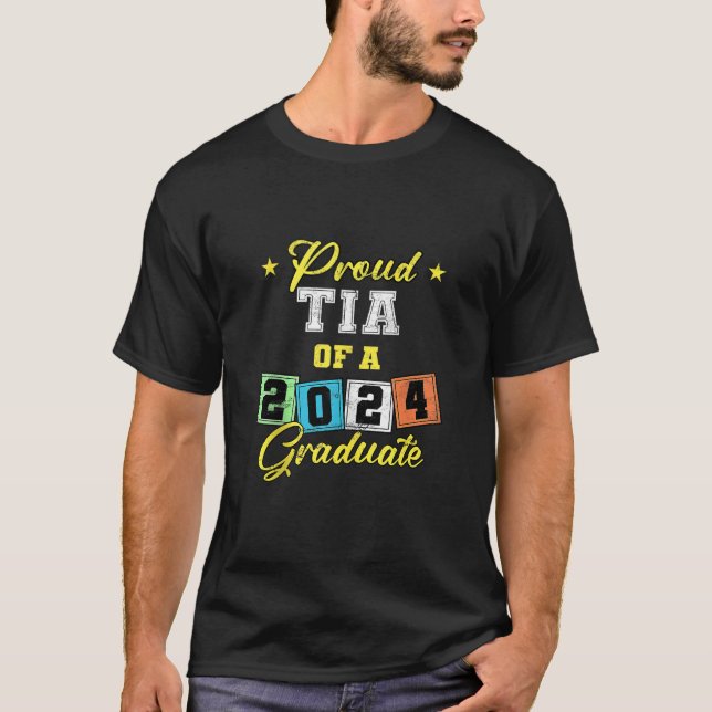 T-shirt Fier Tia D'Une Classe De Diplômés De 2024 De 2024  (Devant)