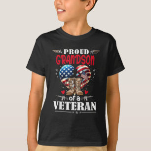 T-shirt Fier vétéran Grand-fils Coeur Américain Drapeau US
