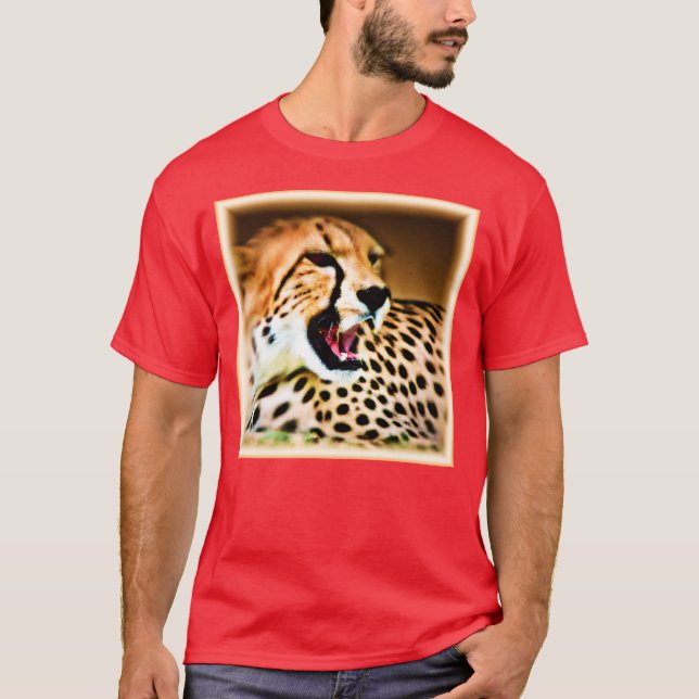 T-shirt "Fierce and Fiery Cheetah Design". Commandez dès m (Devant)