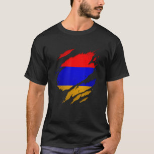 T-shirt Fière Arménienne Torn arraché le drapeau d'Arménie