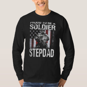 T-shirt Fière D'Être Un Soldat Drapeau Stepdad Usa