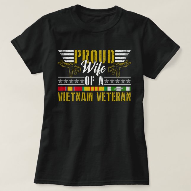 T-shirt Fière épouse d'un vétéran du Vietnam| Fière vétéri (Design devant)