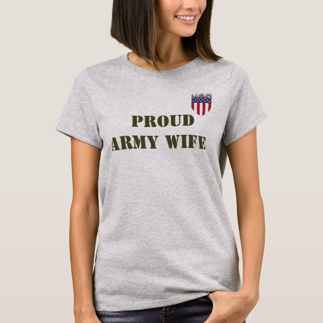 T-SHIRT FIÈRE FEMME DE L'ARMÉE (Devant)
