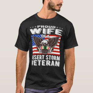 T-shirt  Fière Femme De Tempête Du Désert Vétéran Guerre D