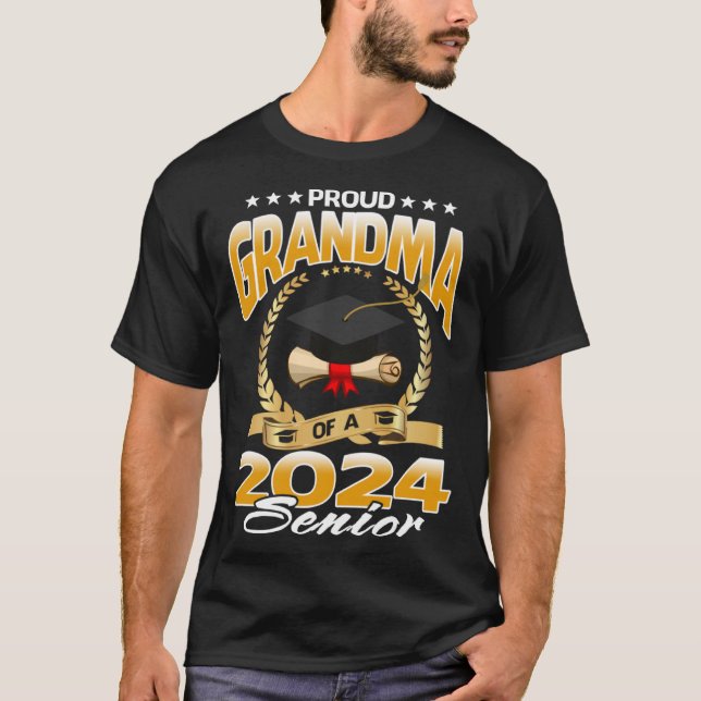 T-shirt Fière Grand-Mère D'Un Diplôme Supérieur De 2024 20 (Devant)