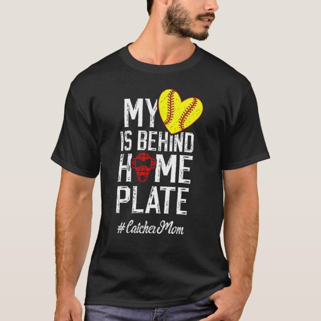 T-shirt Fière Maman Attrapeuse de Softball d'une Attrapeus (Devant)