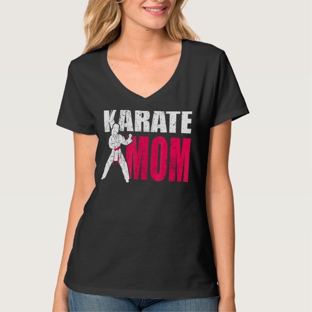 T-shirt Fière Maman D'Un Combat De Karaté (Devant)
