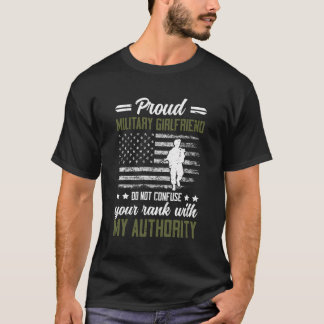 T-shirt Fière Petite Amie Militaire D'Un Soldat