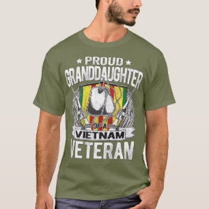 T-shirt Fière Petite-Fille Du Vietnam Ancien Militaire