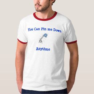 T-shirt Fierté adulte de jeu d'âge, Pin je vers le bas,