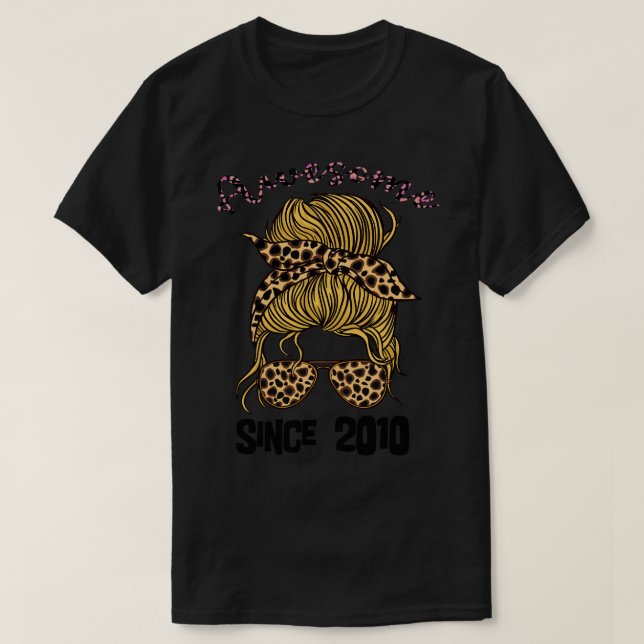 T-shirt Fille d'anniversaire de clochard 19 (Design devant)
