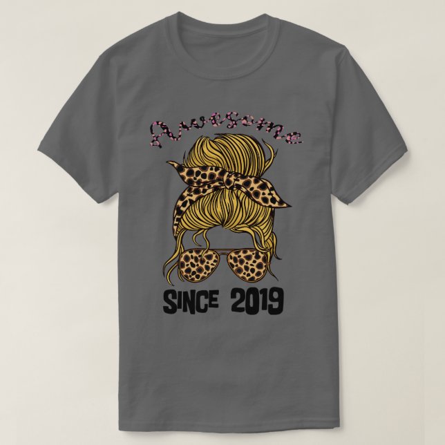 T-shirt Fille d'anniversaire de clochard 4 (Design devant)