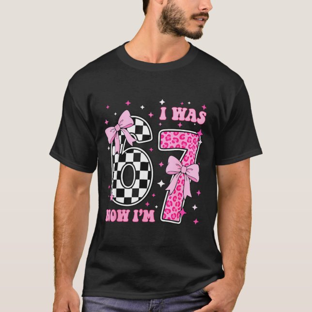 T-shirt Fille de 7 ans j'avais 6 ans maintenant je suis un (Devant)