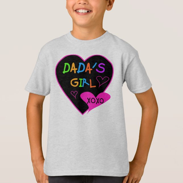 T-shirt fille de Dada, Mug, Bouton, Aimant, Plus (Devant)