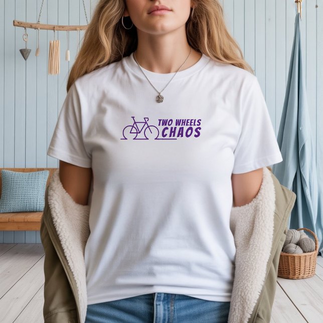 T-shirt Fille de vélo rétro Ironie violet (Featuring a fun retro bike graphic and saying "Two Wheels, Chaos." )