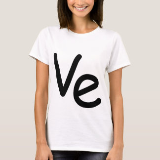 T-shirt Fille étant assortie de chemise de LO VE