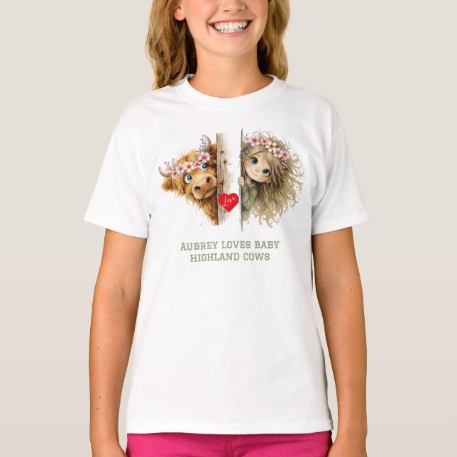 T-shirt fille mignonne qui regarde et bébé vache d (Devant)