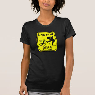 T-shirt Filles de précaution au jeu