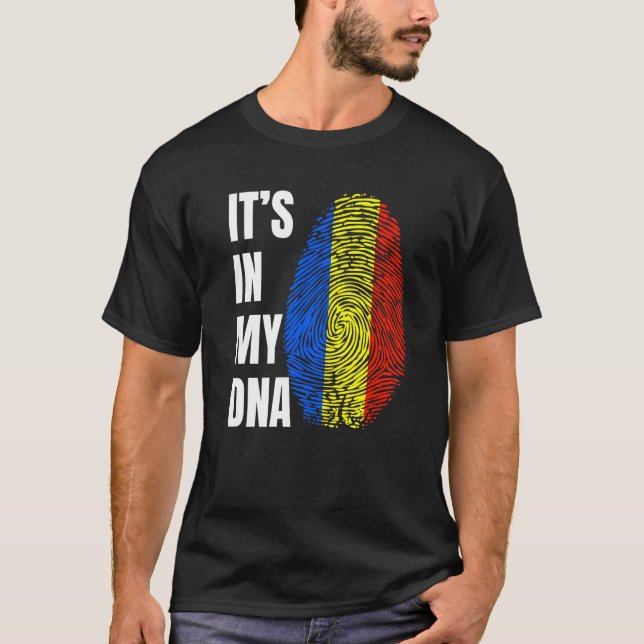 T-shirt Fingerprint DNA Biometry Romanian Flag Romania   (Devant)