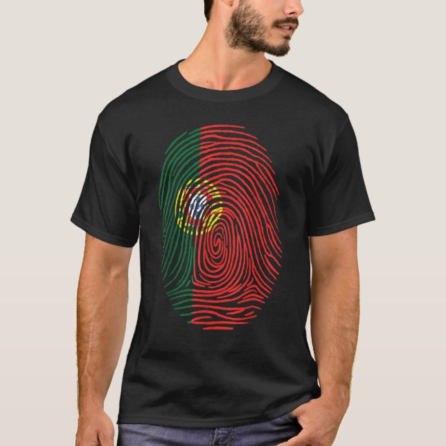 T-shirt Fingerprint Proud Portuguese Roots Portugal Flag (Devant)