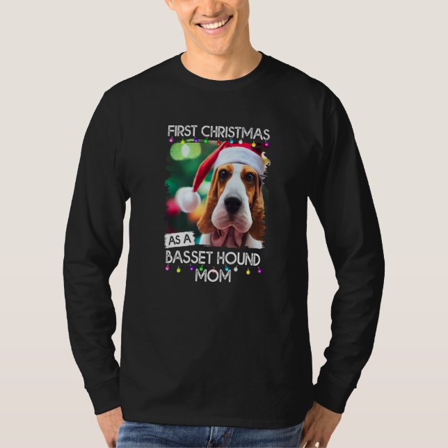 T-shirt First Christmas as a Basset Hound mom (Devant)