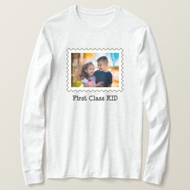 T-shirt FIRST CLAST KID Best Kid photo horizontale personn (Design devant)
