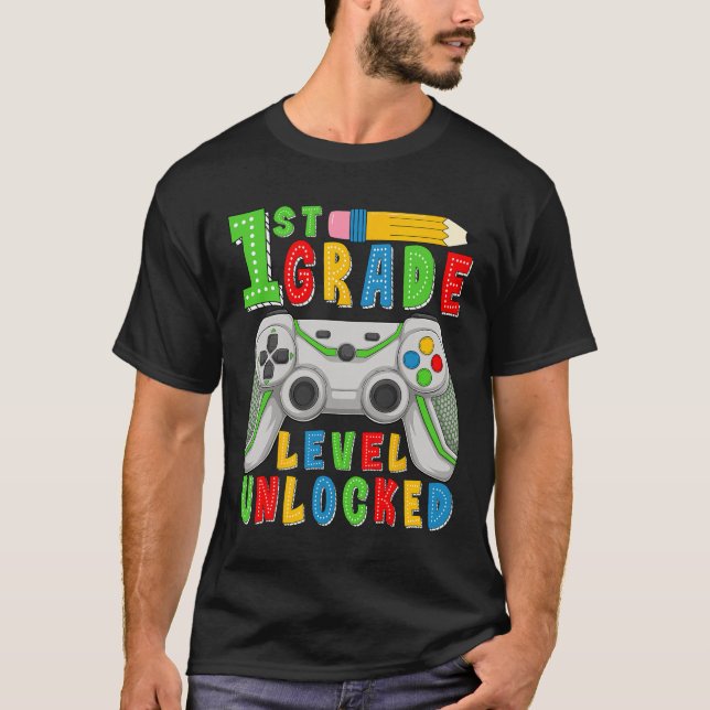 T-shirt First Grade Level Unlocked Ck To School Gamer Boys (Devant)
