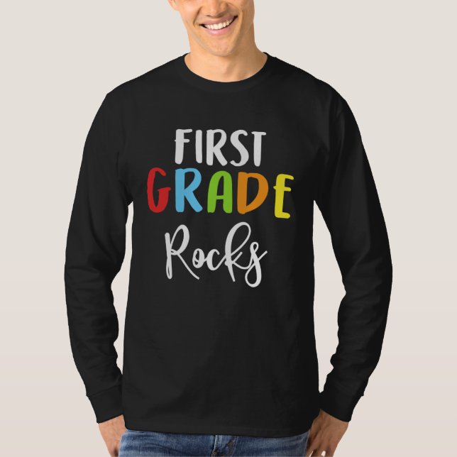 T-shirt First Grade Rocks Teacher Student Back To School K (Devant)