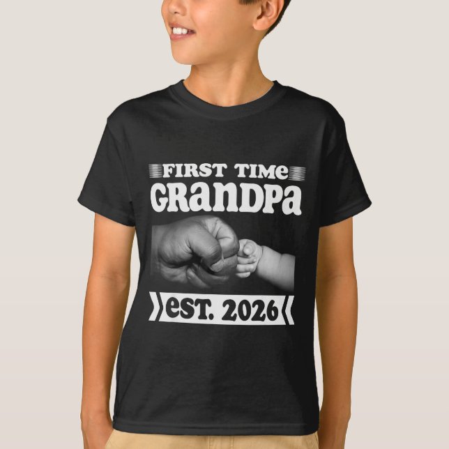 T-shirt First Time Grandpa New Dad Est 2026 Shirt Fathers  (Devant)