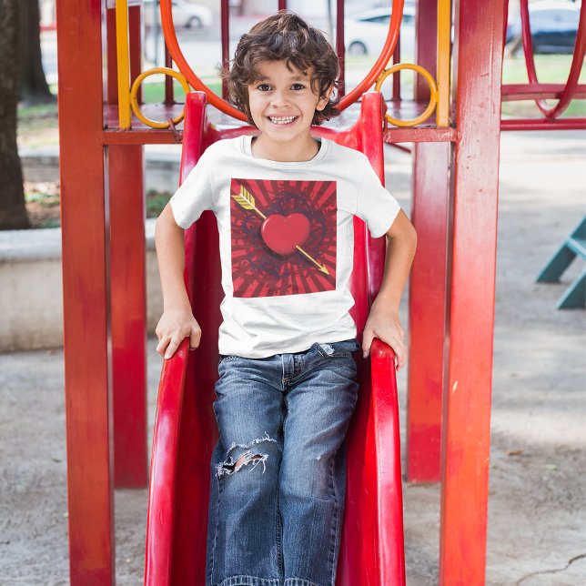T-shirt Flèche du coeur rouge (Créateur téléchargé)