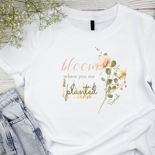 T-shirt Fleur d'aquarelle rose vif où vous êtes planté (Créateur téléchargé)