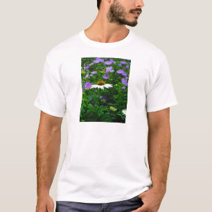 T-shirt Fleur de cône blanc, fleurs pourpres et papillon