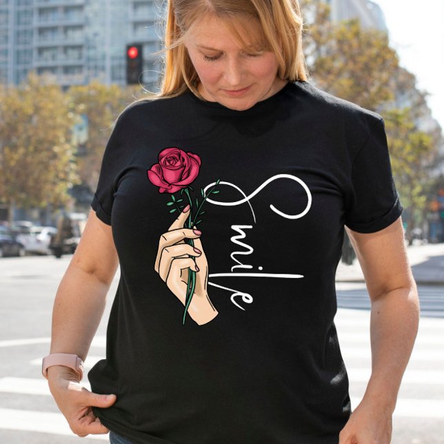 T-shirt Fleur rose pour un sourire mignon citation motivan (Créateur téléchargé)