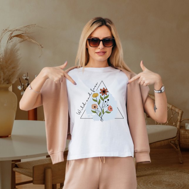 T-shirt Fleur sauvage (Créateur téléchargé)