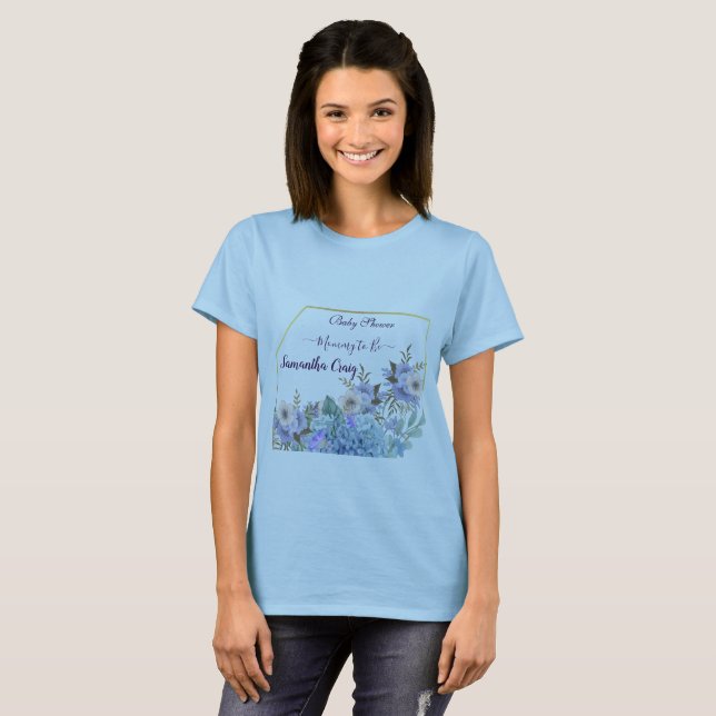 T-shirt Fleurs bleues douces Bureaux Baby shower Lilac Hyd (Devant entier)