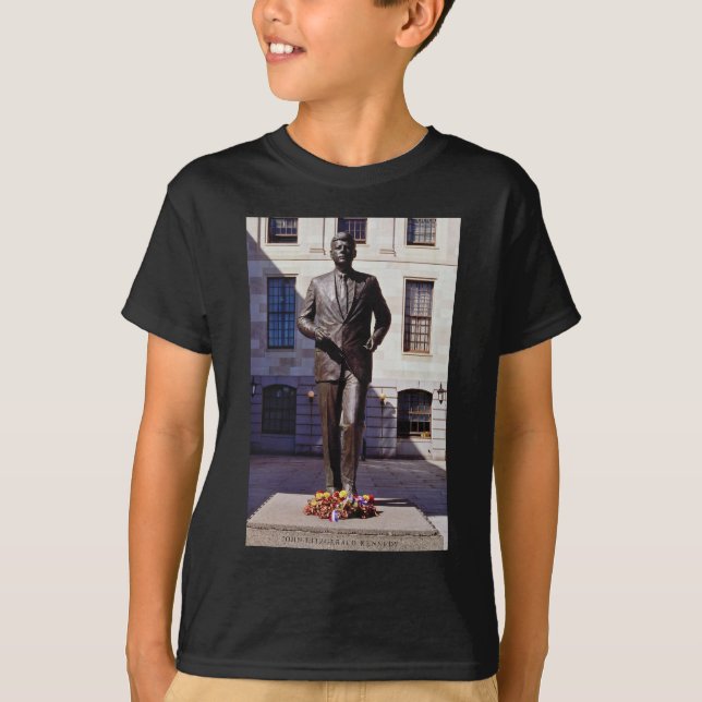 T-shirt Fleurs rouges de statue de John F. Kennedy (Devant)