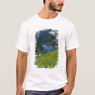 T-shirt Fleurs sauvages alpins dans le bassin des bijoux