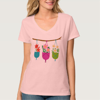 T-shirt fleurs sauvages dans des planteurs dynamiques