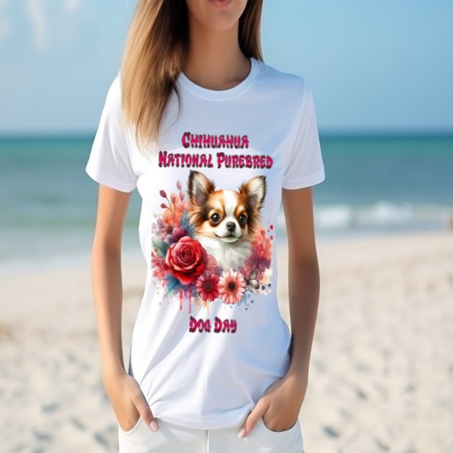 T-shirt Floral Chihuahua Une Petite Canine fleurit (Créateur téléchargé)