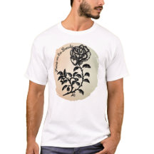 Focus sur le stylo de beauté et le Rose de chalet