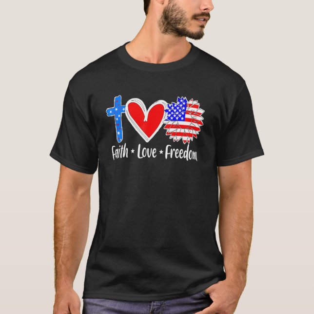 T-shirt Foi Amour Liberté Usa Drapeau Croix Patriotique Ch (Devant)